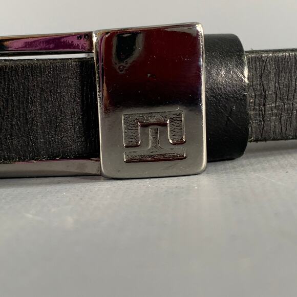 J.LINDEBERG Size 30 Black Silver Logo Leather Leather Belt - Picture 2 of 9
